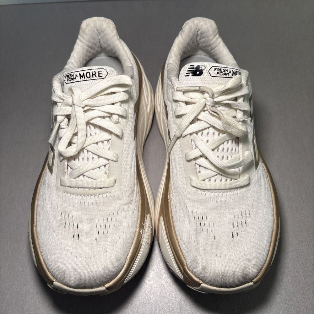New Balance Fresh Foam X More v5 Womens Sz 8 White Sea Salt Gold Shoes Sneakers - Picture 6 of 16